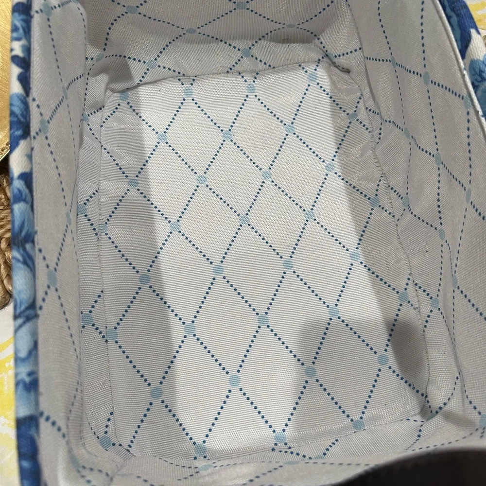 Pioneer Woman XL Heritage Blue Floral Cloth Storage Basket With Handles NWT!!!